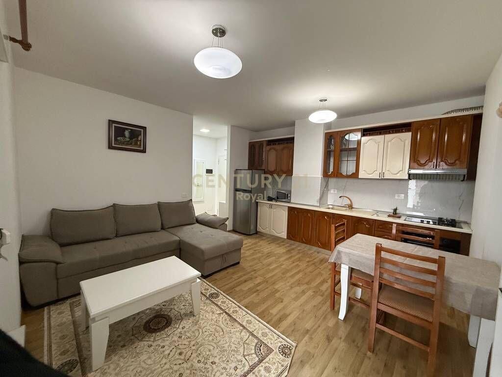 JEPET ME QIRA APARTAMENT 1+1 (SIRI KODRA)