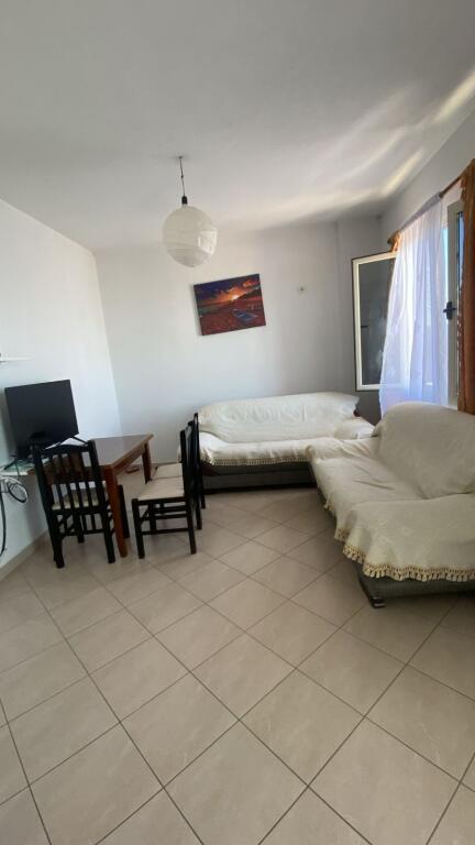 APPARTAMENTO 1+1. 30000 LEKE.CITTÀ STUDENTI