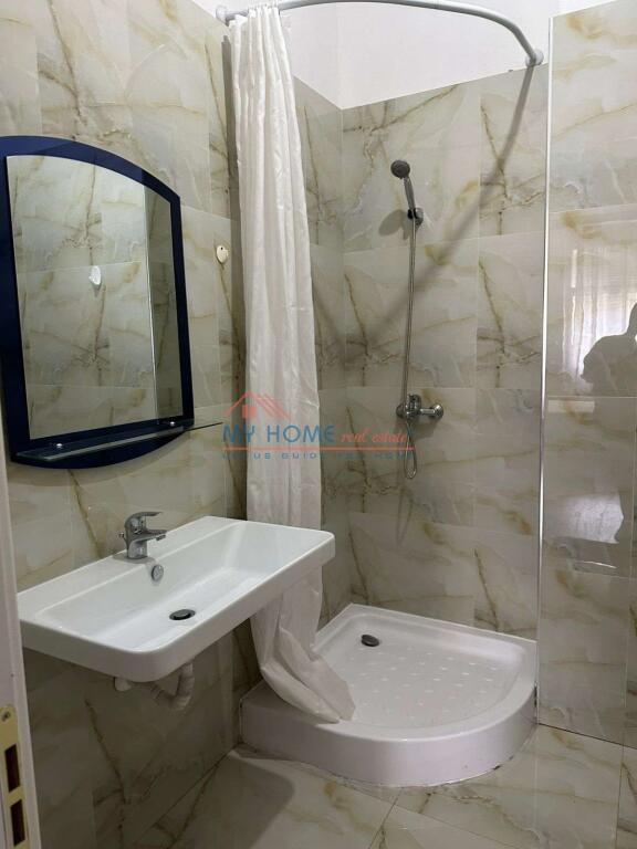 Apartament 2+1 me Qira te Zogu i Zi Tirane