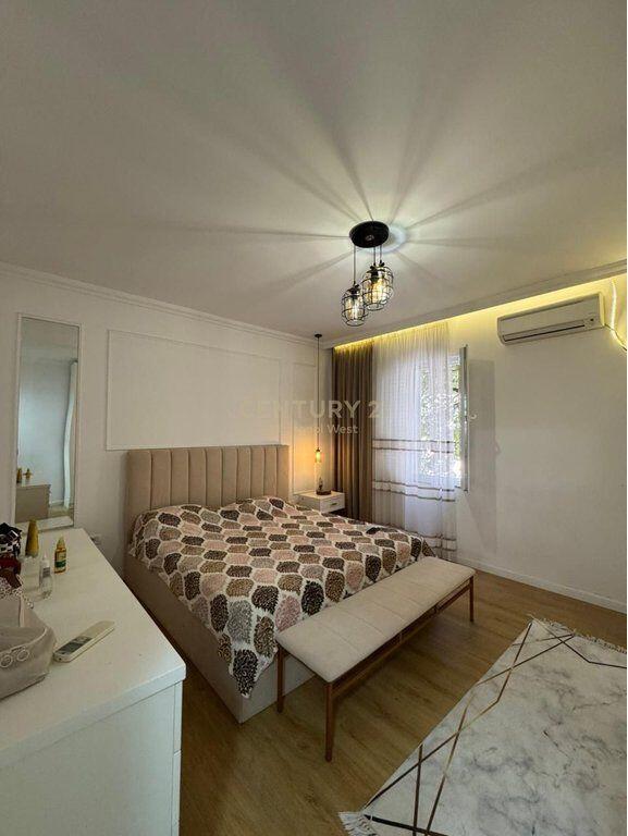 Apartament 2+1 Për Shitje ne Fresk