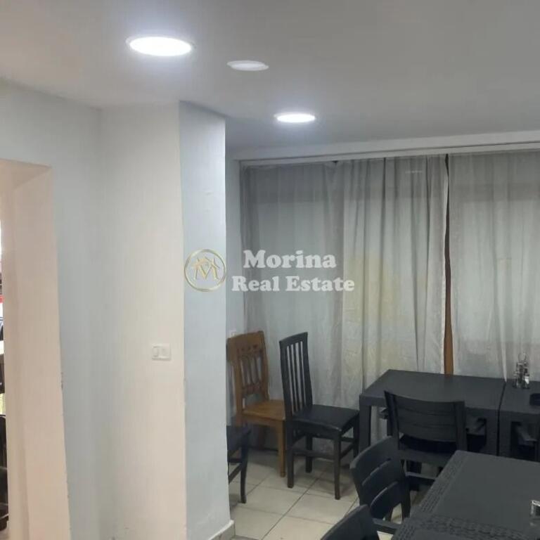 Vendita, Locale Commerciale/negozio, di fronte al Complesso Delijorgji, Prezzo 150000 Euro.
