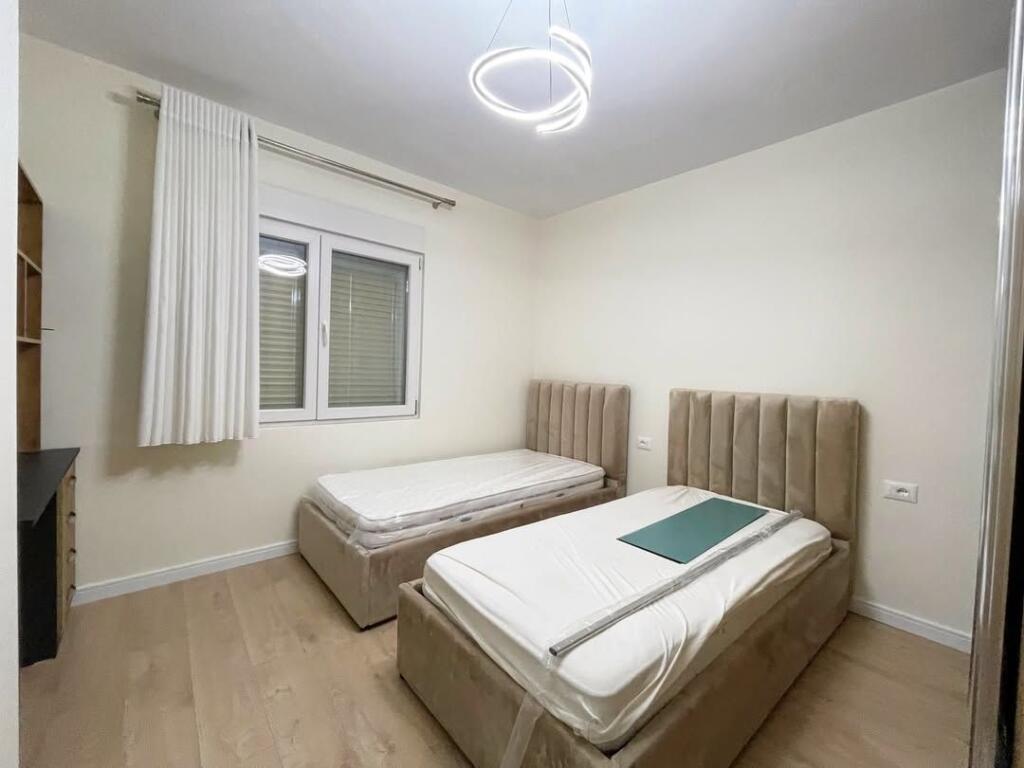 𝐐𝐈𝐑𝐀 2+1 𝐊𝐎𝐌𝐔𝐍𝐀 𝐄 𝐏𝐀𝐑𝐈𝐒𝐈𝐓