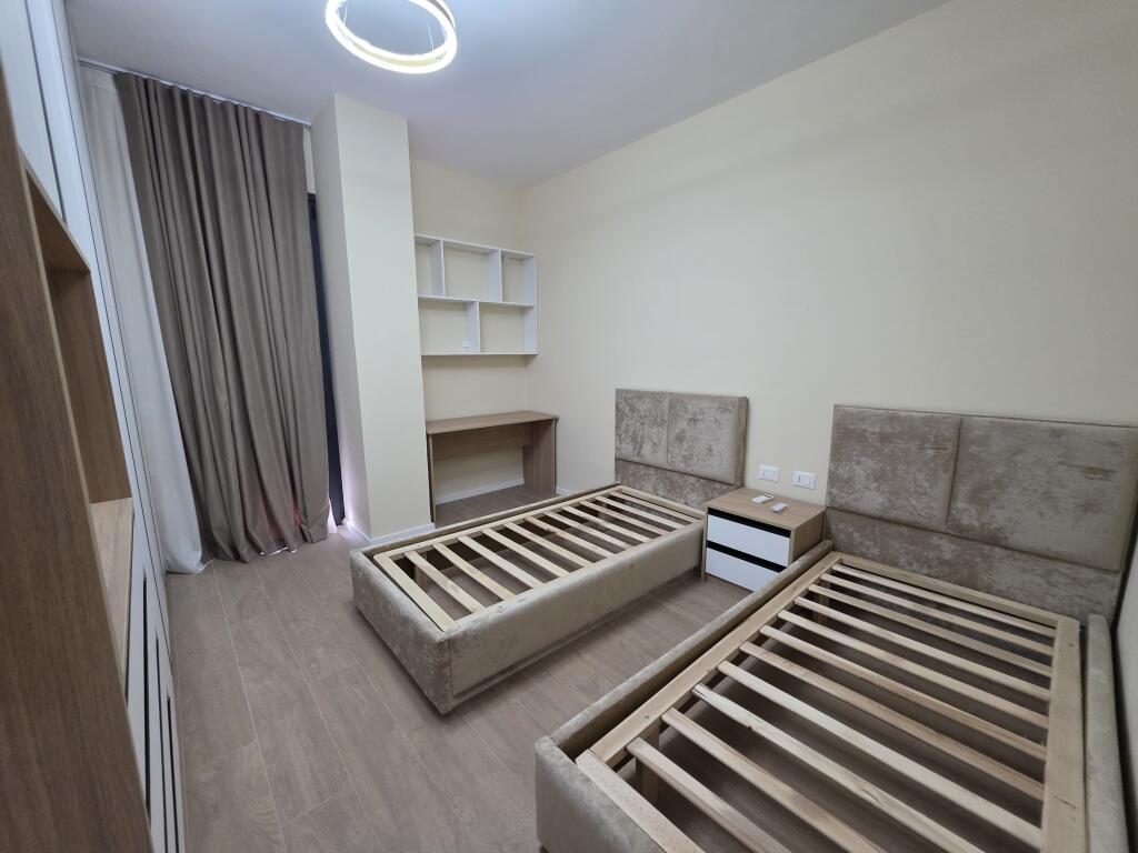 ✨ Jepet me Qira – Apartament Premium 2+1+2 në Liqenin e Thatë ✨