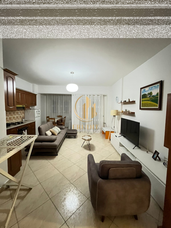 🏡 Affittasi Appartamento 1+1, Via Çipajve, Vlora