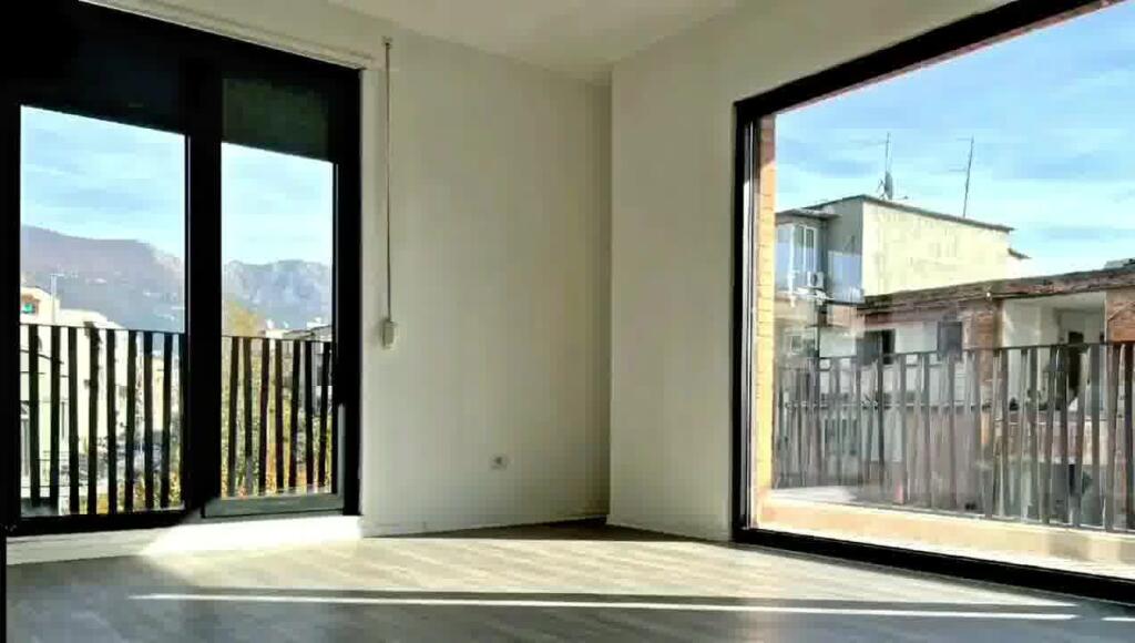 🏡 Shitet Apartament 1+1 + Garazh – Rruga Qemal Stafa, Tiranë