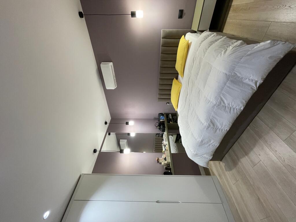 Shitet apartament 2+1+2 tek Rruga e Kosovareve