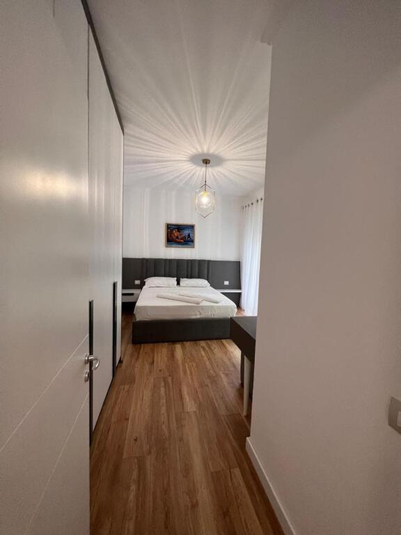 Apartment For Rent 2+1+2 At New Bazaar (ID B220605) Tirana