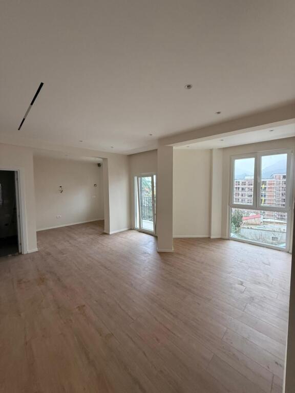 🏡 Shitet apartament 1+1 ne Ali Demi, mundesi financimi 100% me Kredi