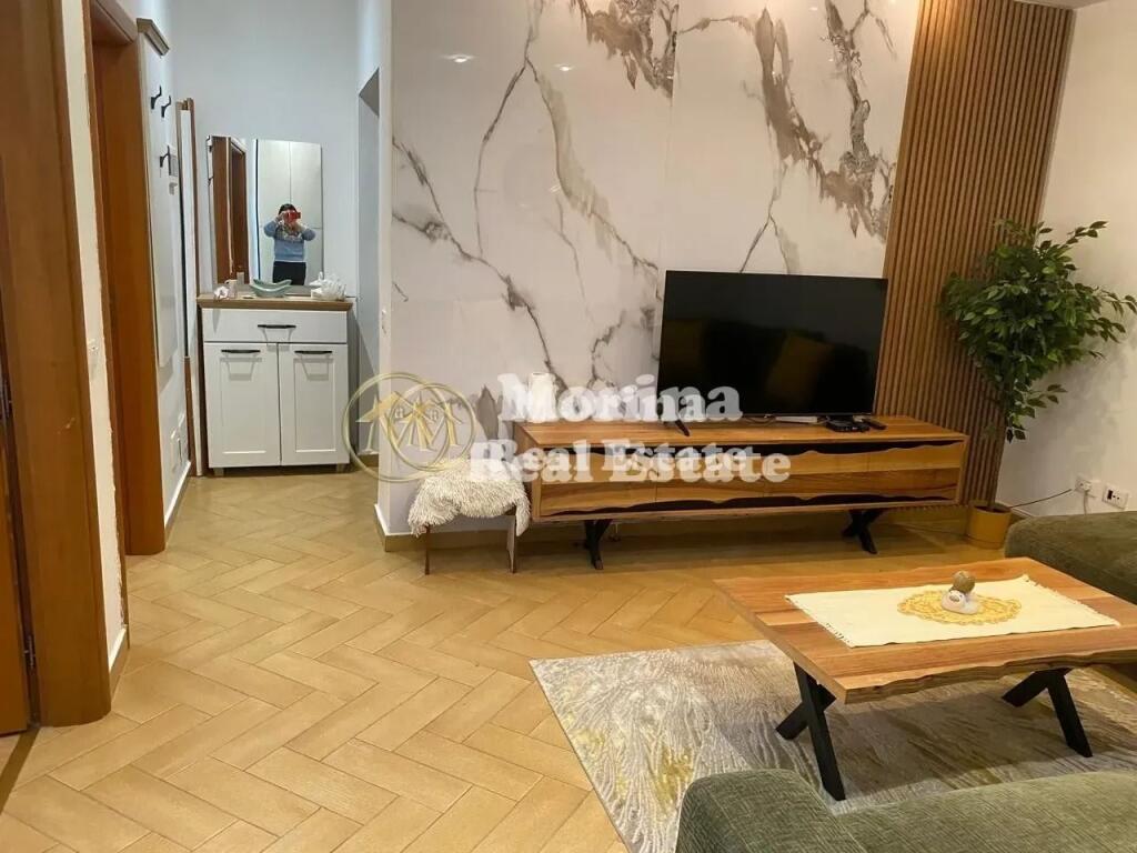 Apartament 2+1, Qender — Galeria "17- Nentori", 850 euro/muaj