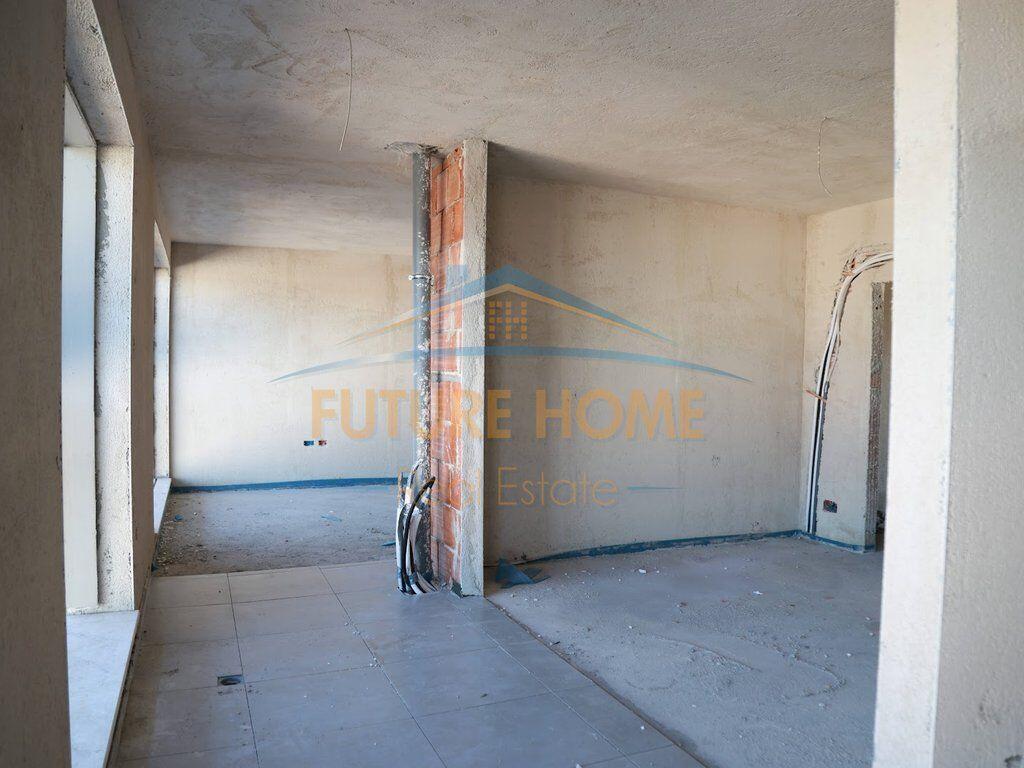 Shitet, Apartament 2+1+2, White Tower Residence, Komuna e Parisit.