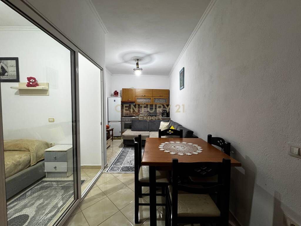 SHESIM 1+1 TEK SHINAT E TRENIT!