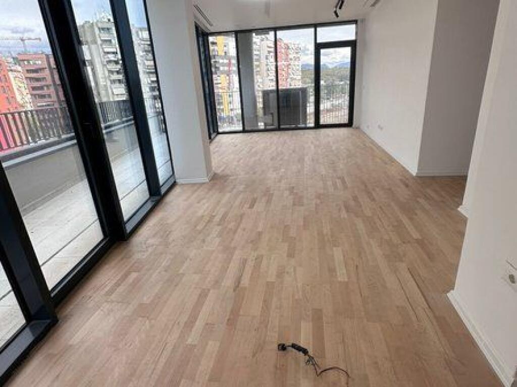 Shitet apartament 2+1+2, Lake View Residence