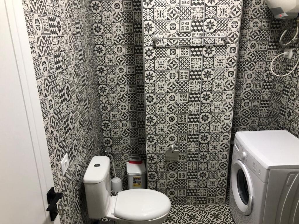 Appartamento in affitto a Vlora – Lungomare, vicino alla Scuola di Marina