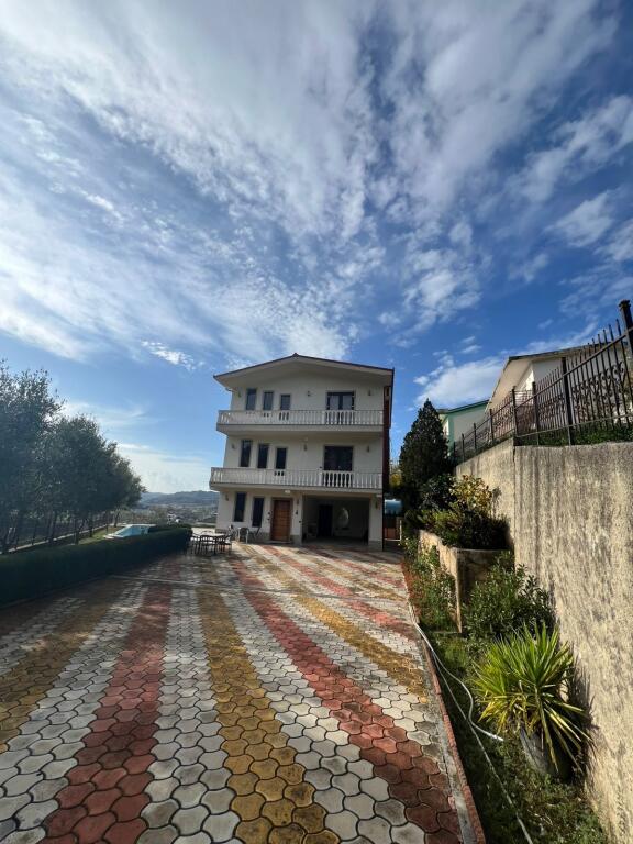 Villa for sale in Vaqarr