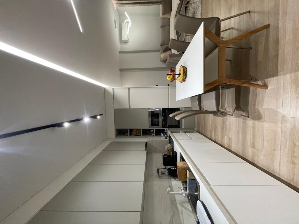 Shitet apartament 2+1+2 tek Rruga e Kosovareve