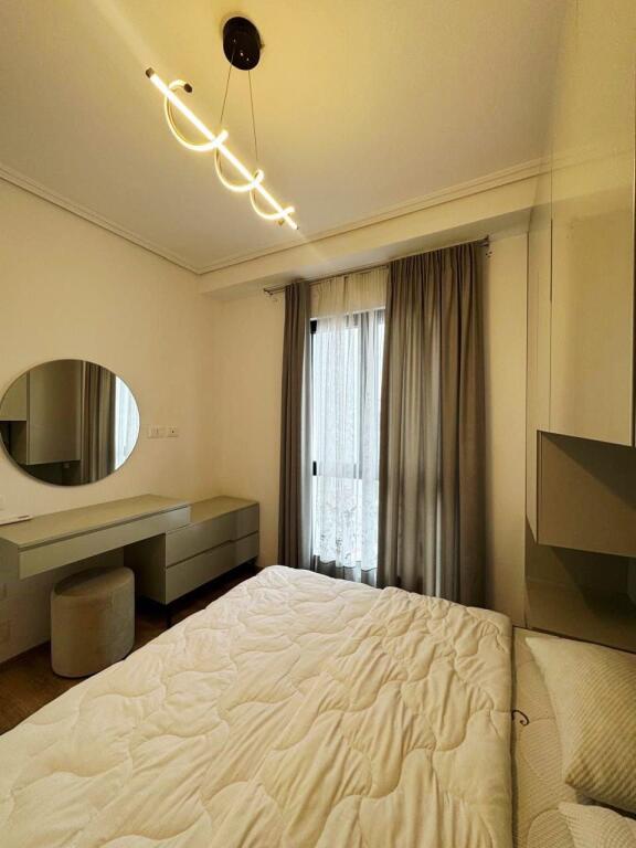 Farmacia 10, Vicino alla strada di Dibra  Vendiamo un super appartamento 1+1.