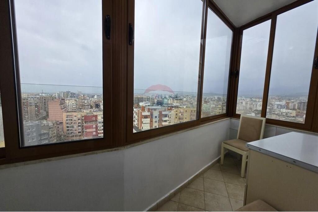 Appartamento 2+1+2 in affitto~ CENTRO DI TIRANA