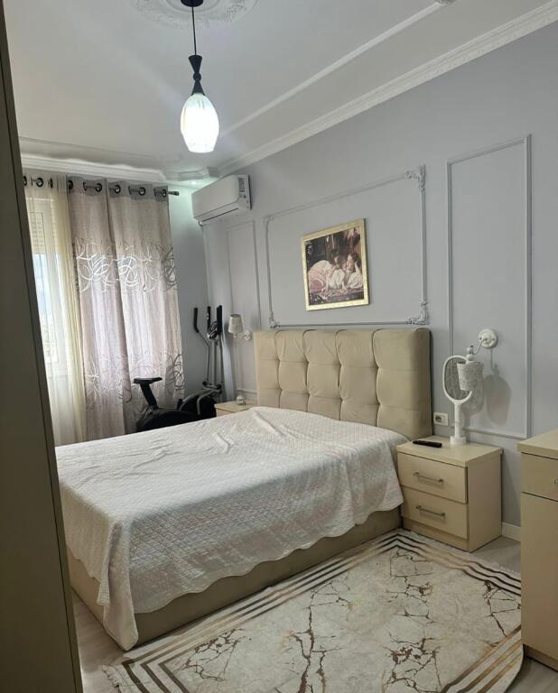 Affittasi Appartamento 2+1+1 con Balcone