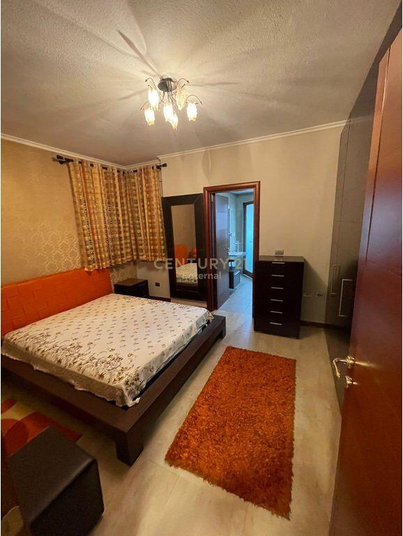 Apartament 3+1+2 me qira ne Qender