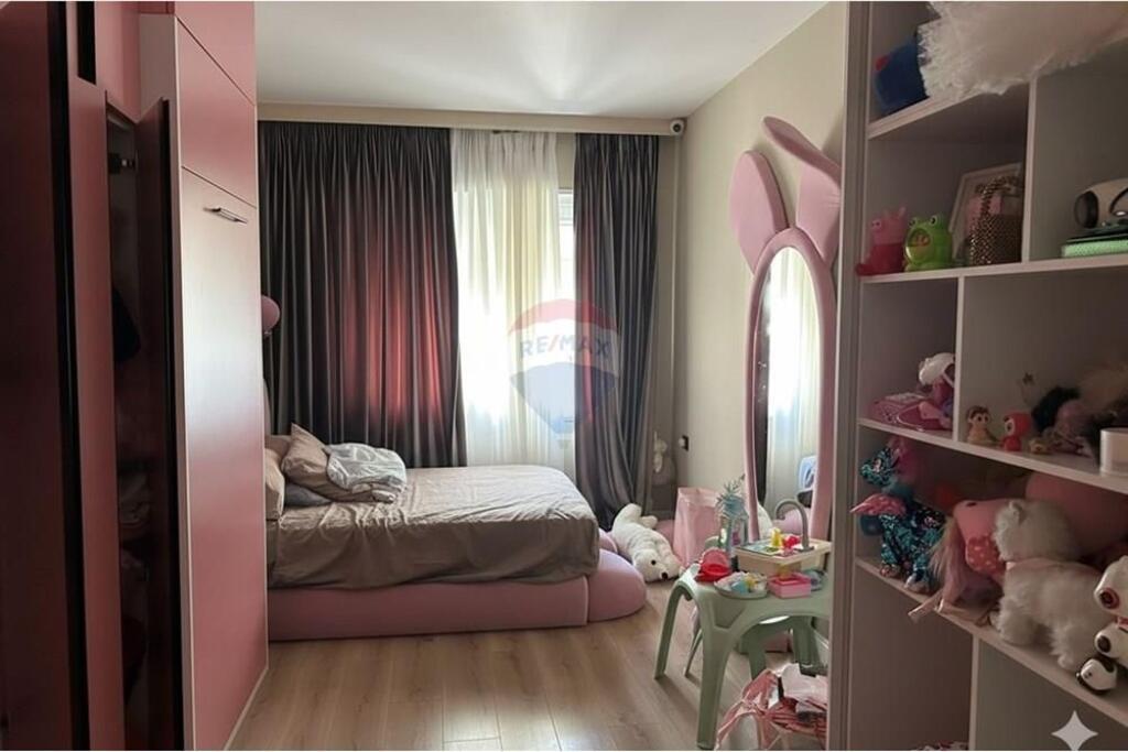 Appartamento 2+1 in vendita Comune di Parigi-Kika 2