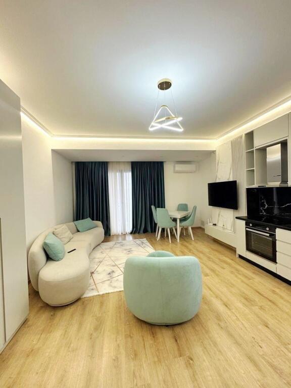 Farmacia 10, Vicino alla strada di Dibra  Vendiamo un super appartamento 1+1.