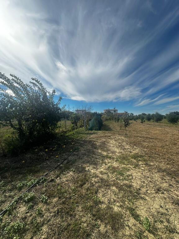 🏡 Shitet Vilë 2-Katëshe Manze