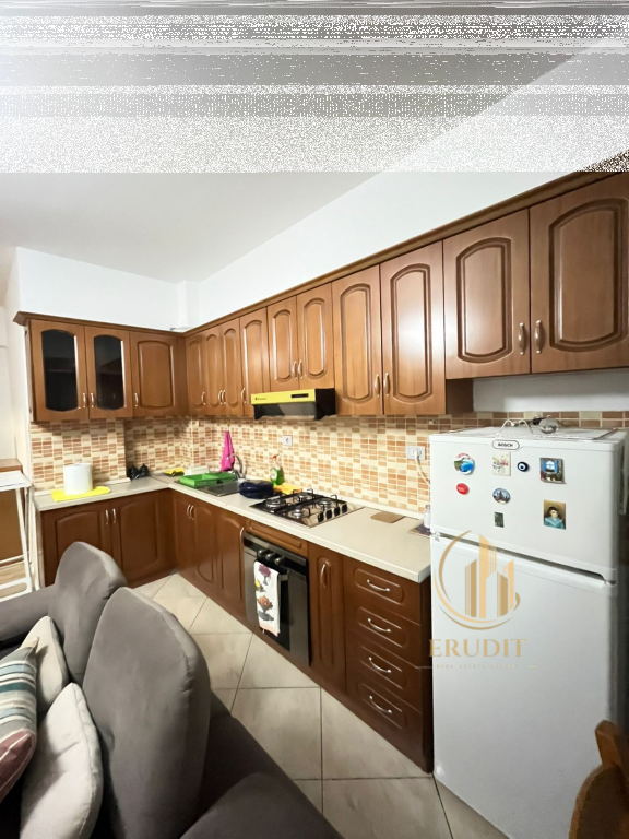 🏡 Affittasi Appartamento 1+1, Via Çipajve, Vlora