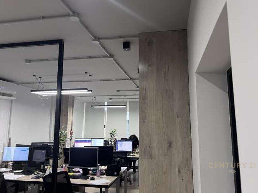 Ufficio in Affitto – Bllok