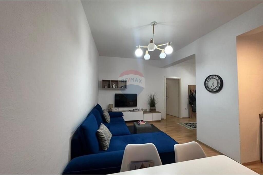 Apartament 1+1 me qira ne Qender te Tiranes
