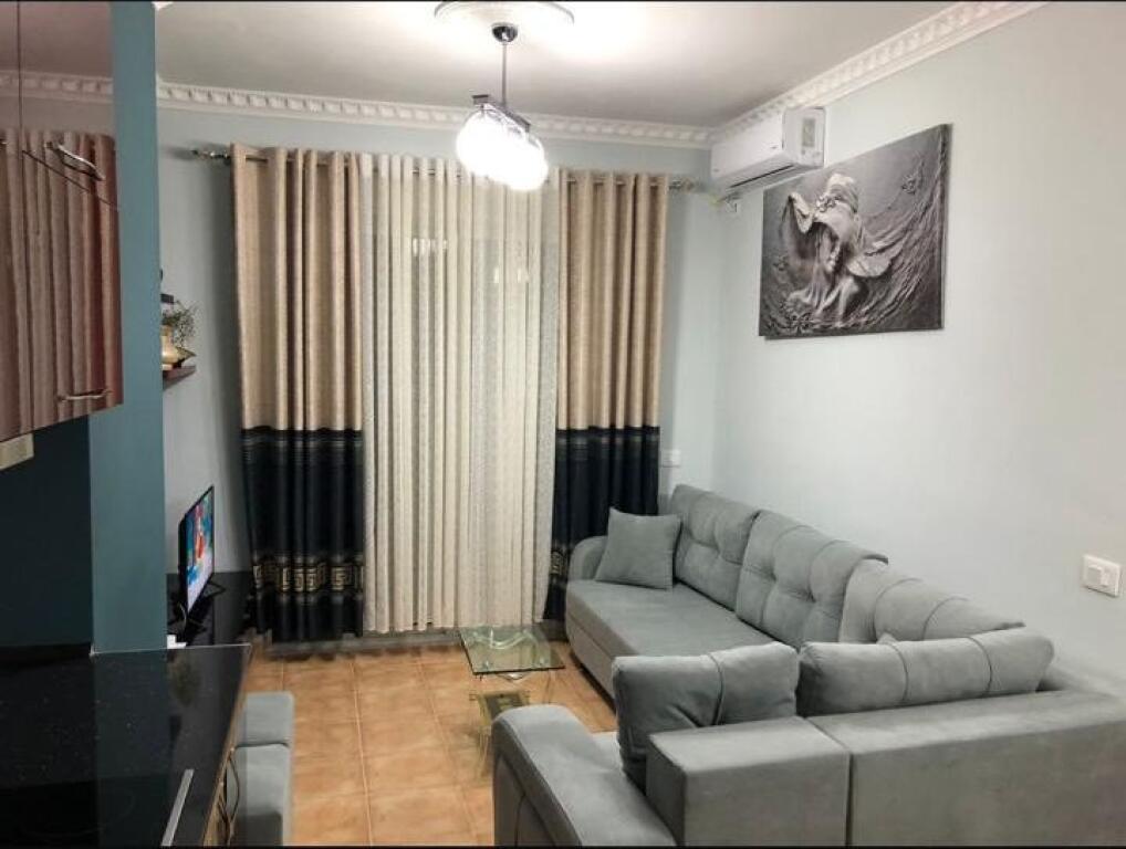 Appartamento in affitto a Vlora – Lungomare, vicino alla Scuola di Marina