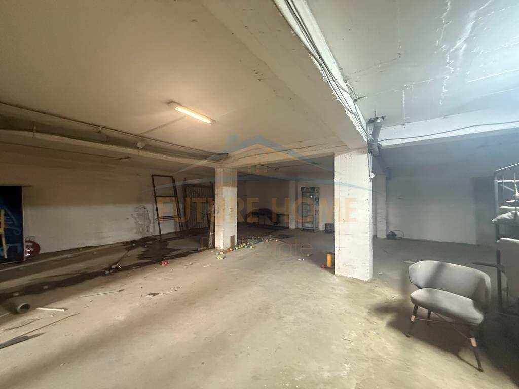 Qera Magazine, Rruga Besa, Tirane