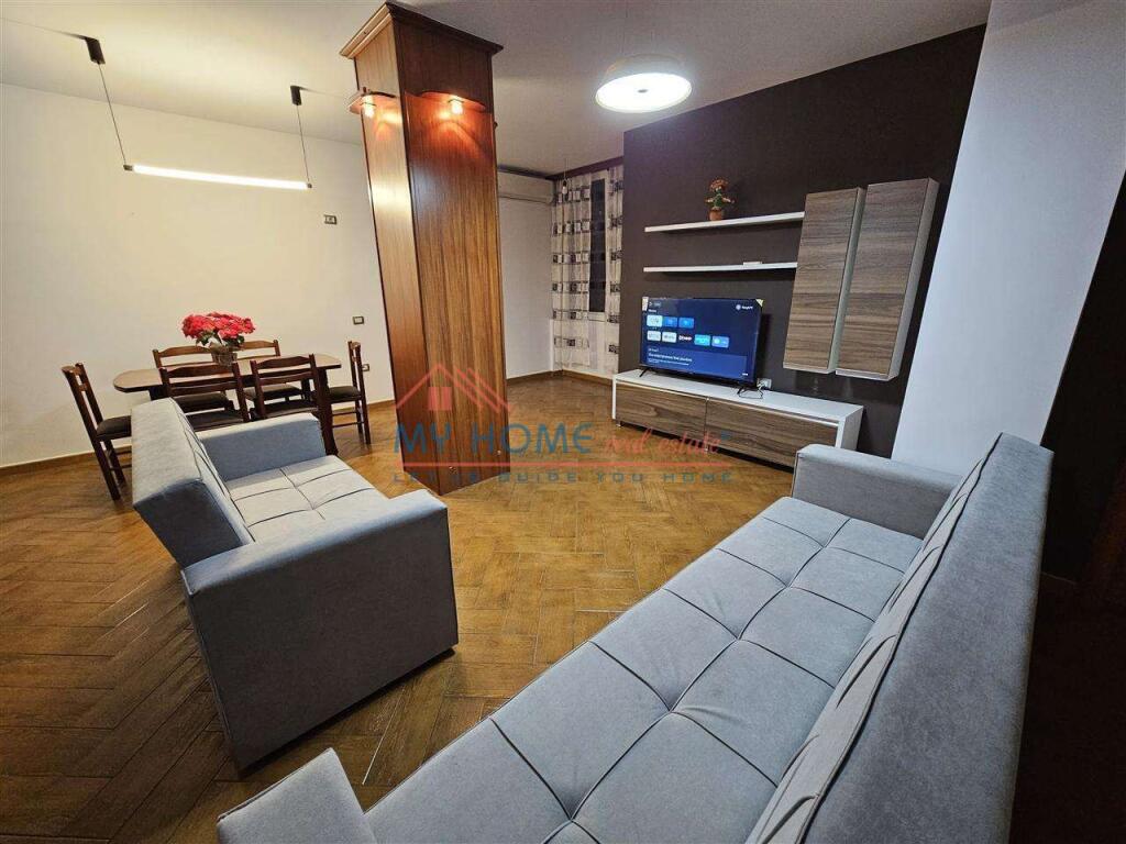 Apartament 3+1 me Qera Zogu i Zi Tirane