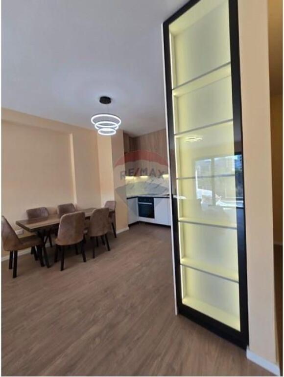 Apartament - Për Qira - Liqeni I Thatë, Tiranë