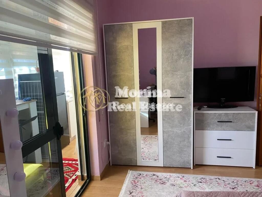 Apartament 2+1, Qender — Galeria "17- Nentori", 850 euro/muaj
