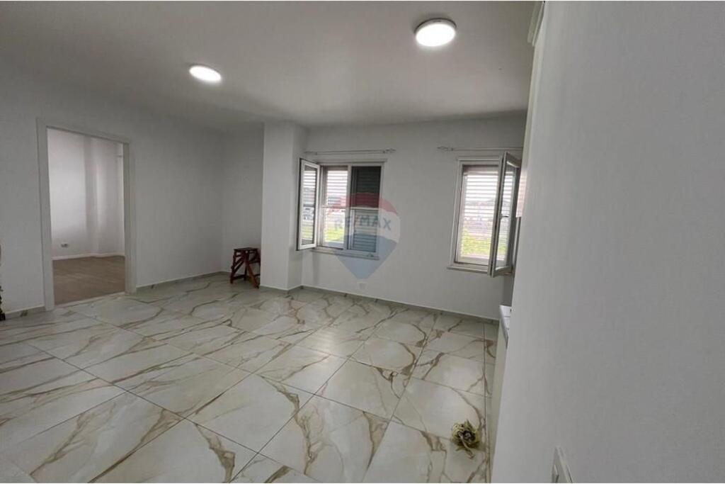AFFITTO, APPARTAMENTO 2+1, UNIVERS CITY, Tirane !