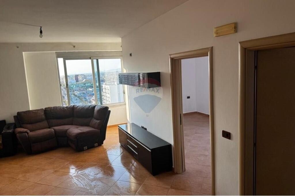 Okazion !Apartament 2+1 per shitje ne Kamez !