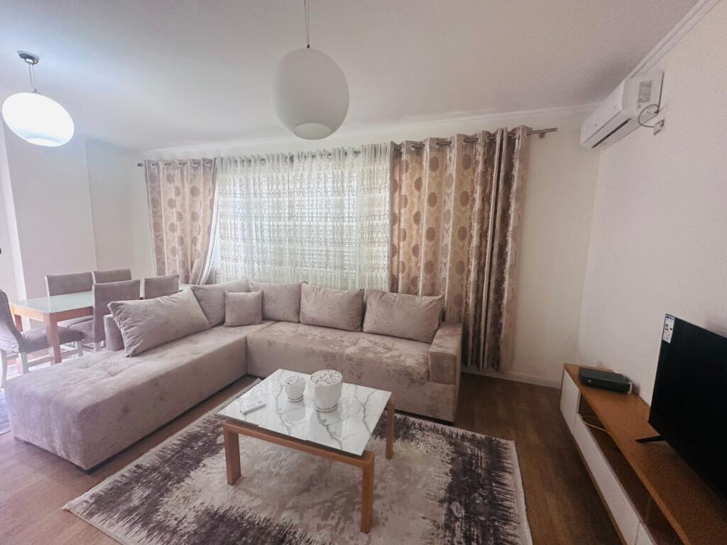 Apartament 2+1+ Ballkon me qera te 5 Maji