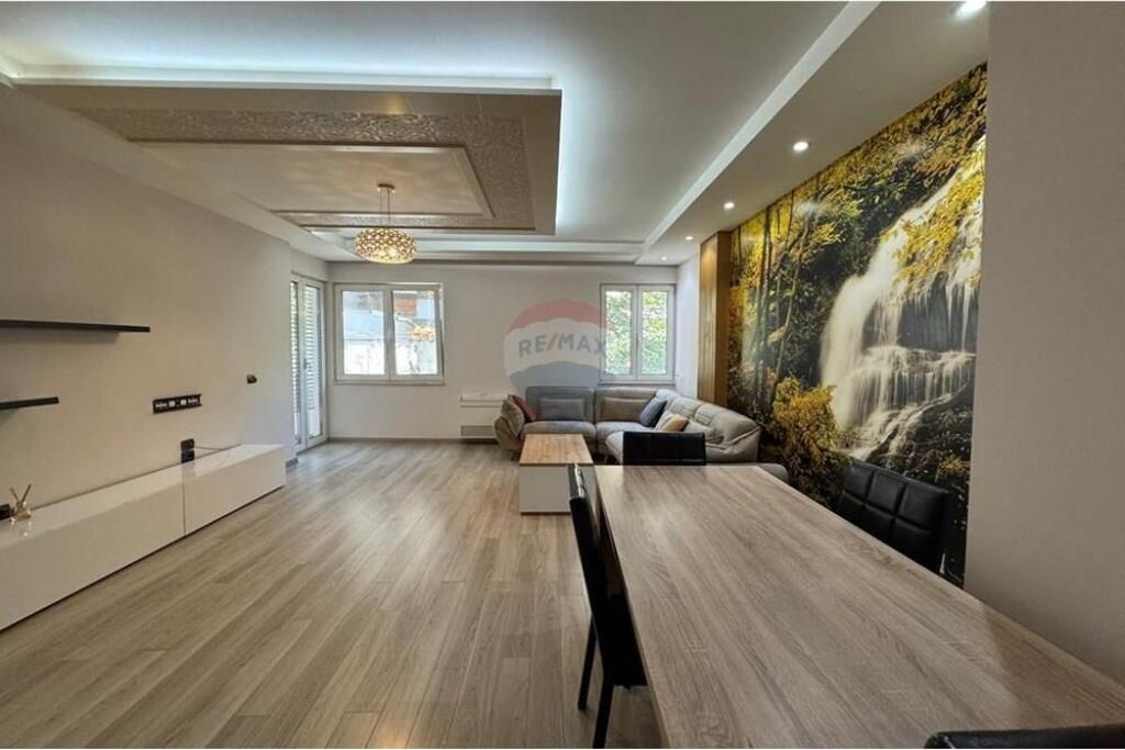 Apartament 3+1+2 Per Qira Ne Bllok