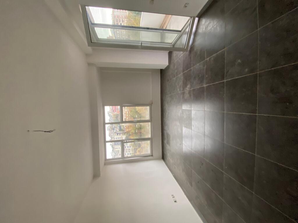 2+1,te hotel radison liqeni i thate,cmimi 238.000 euro i diskutueshem