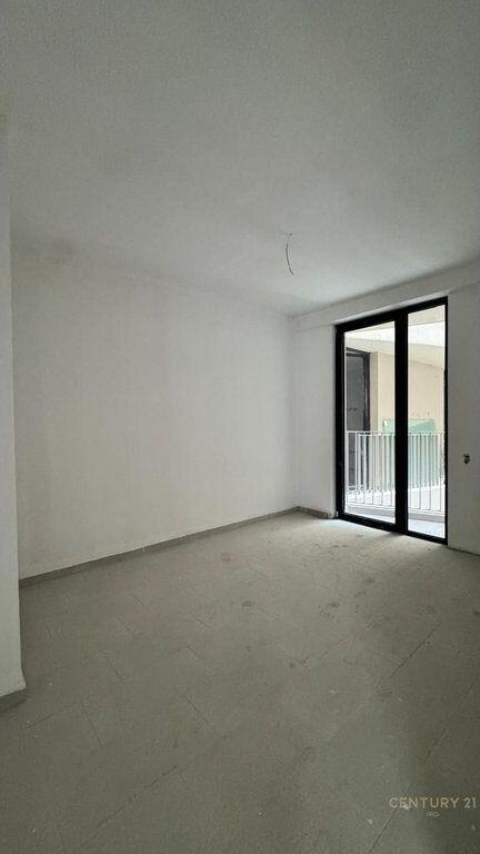 Appartamento 3+1+2 in affitto + posto auto incluso nel prezzo a Mine Peza!