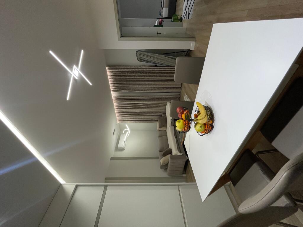 Shitet apartament 2+1+2 tek Rruga e Kosovareve