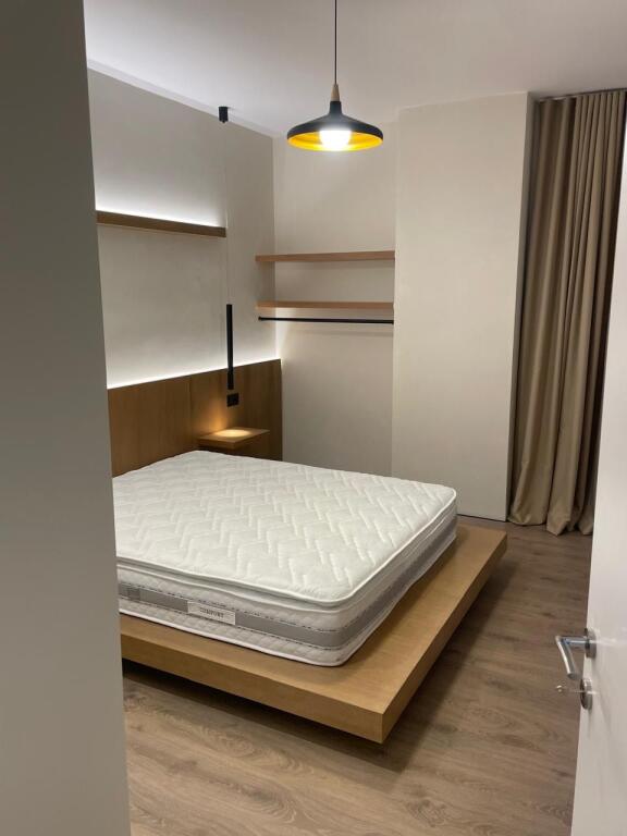 Yzberisht, jepet me qera super apartament 1+1!