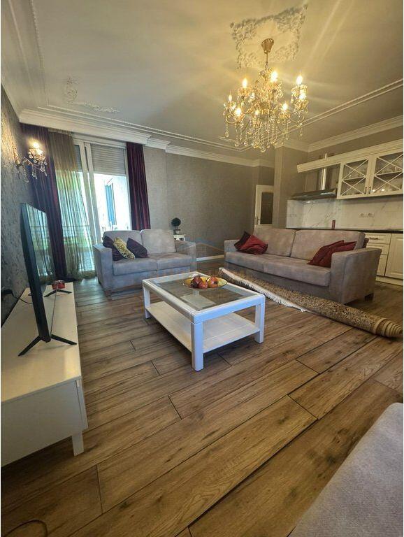 Shitet, Apartament 2+1+2, Bllok, Tirane