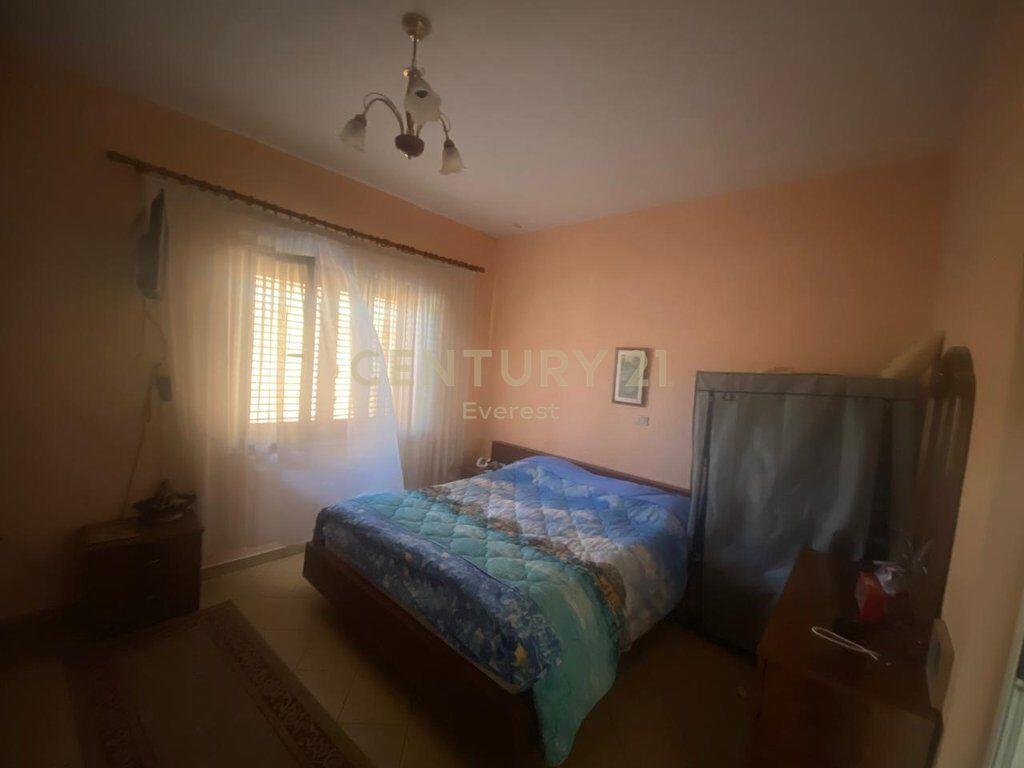 SIRI KODRA, JAPIM KAT VILE ME QIRA