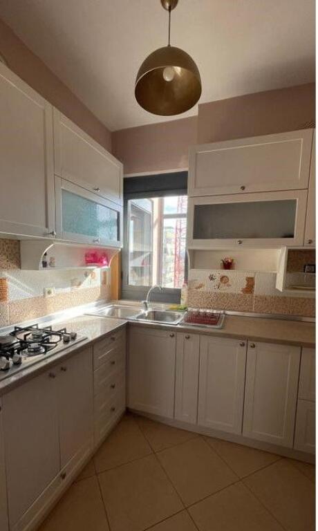 Centro vicino a 9 Kateshet in affitto Appartamento 1+1!