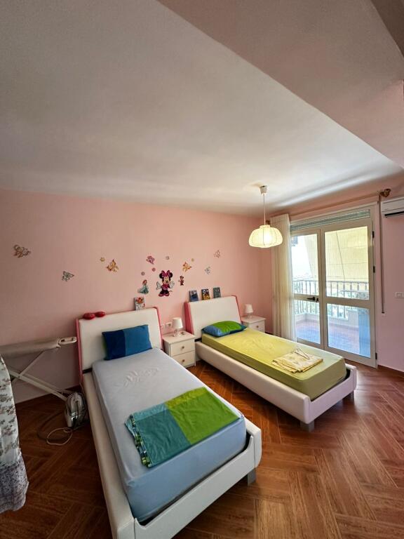 🏡 SHITET APARTAMENT 2+1+2+3BALLKONE ME PAMJE DETI ME 1 GARAZHD 📍 QERRET