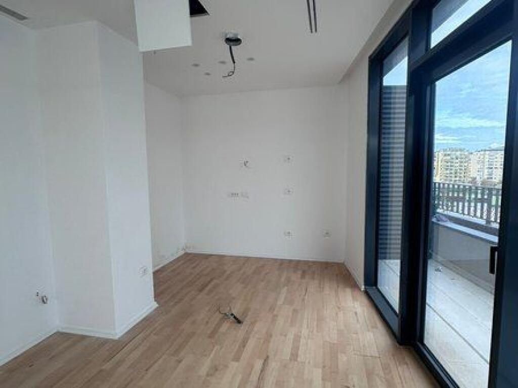 Shitet apartament 2+1+2, Lake View Residence