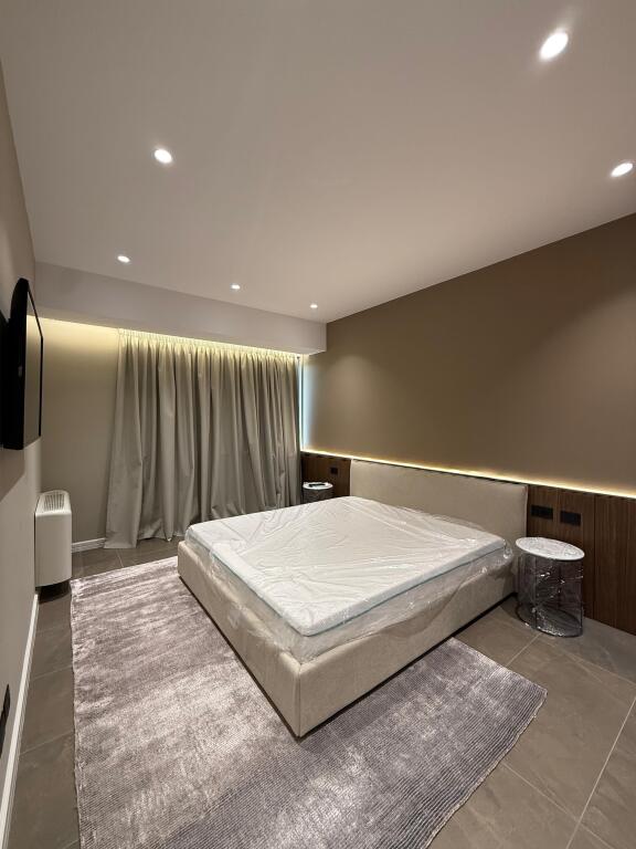 🏠APPARTAMENTO 2+1+2+POSTO AUTO IN AFFITTO 📍AMBASCIATORE 3 ✨Arredato da un architetto 💶Prezzo: 2200€