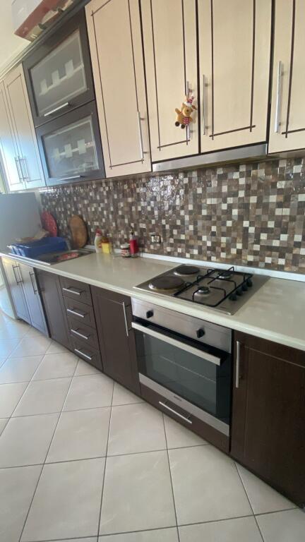 APPARTAMENTO 1+1. 30000 LEKE.CITTÀ STUDENTI