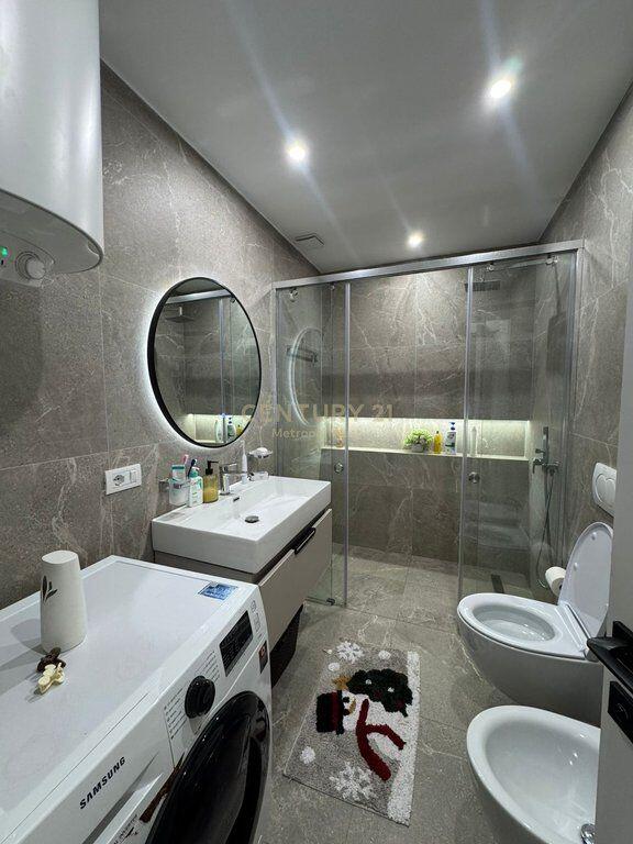 Apartament 2+1 Për Shitje ne Fresk